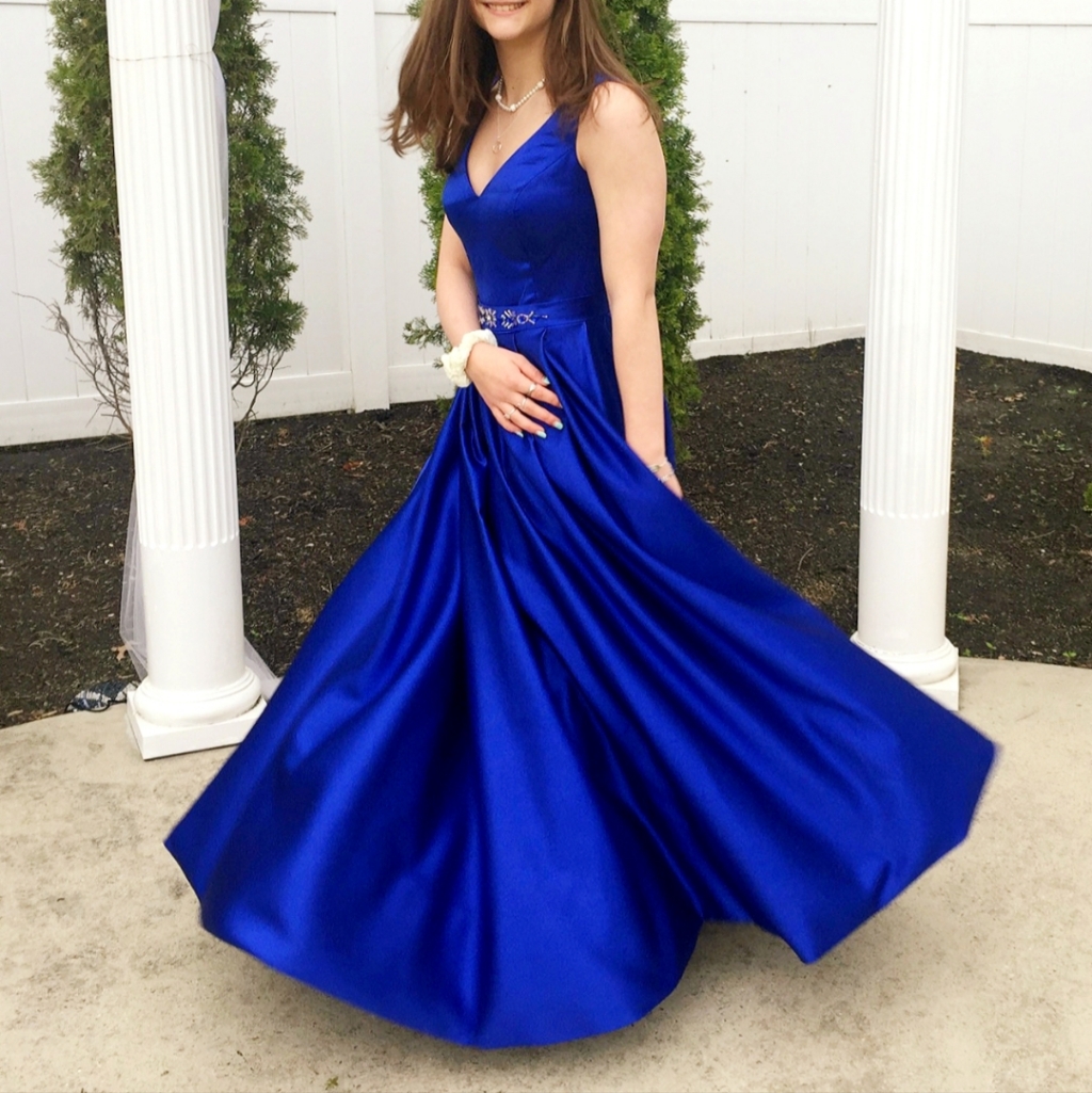Royal Blue Lace Up Back A-Line Sleeveless Gown Prom Dress With Pockets Size 2